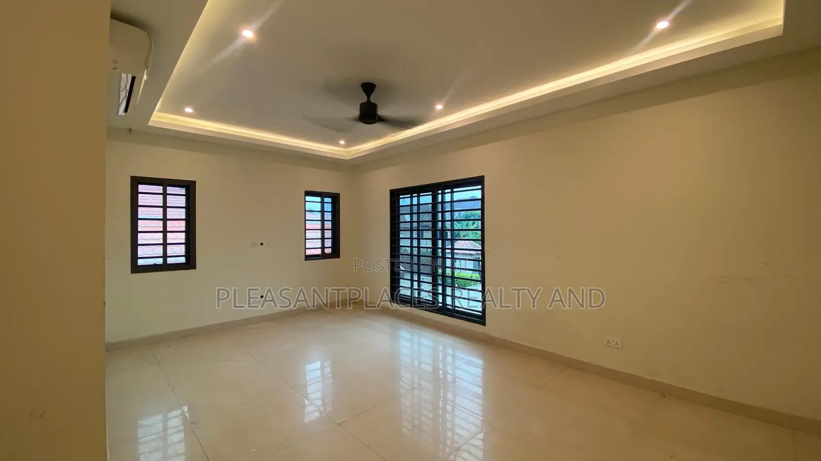 3bdrm House in Pleasantplaces And, Airport Residential Area for rent