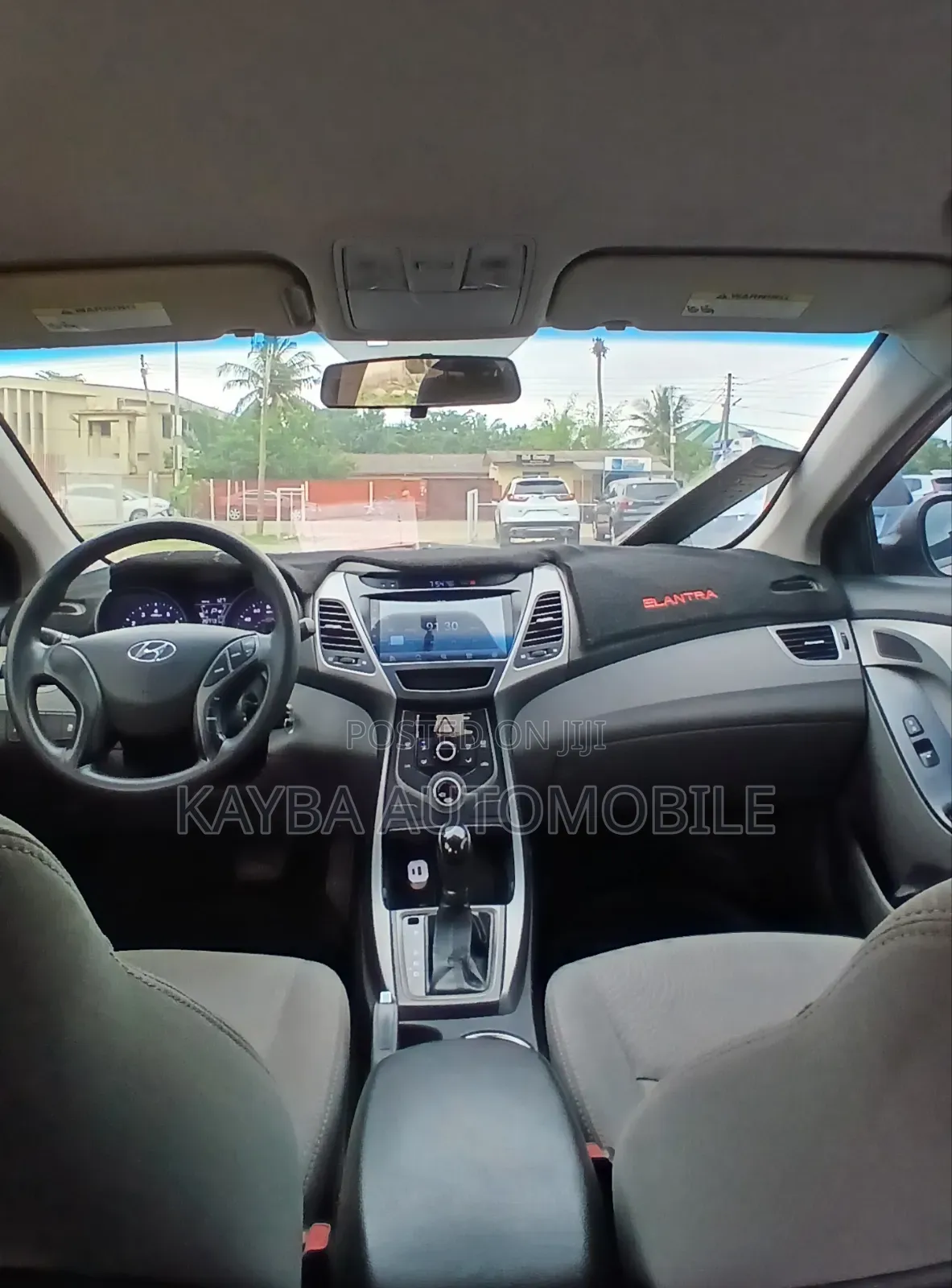 Hyundai Elantra 2015 Red