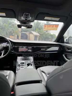 Audi Q8 2021 White