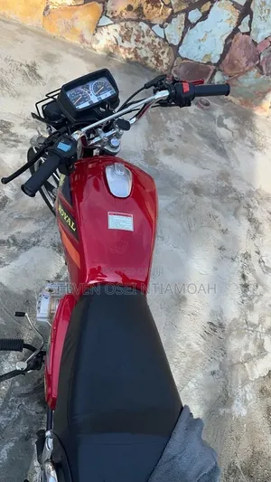 Royal RY125 2025 Red