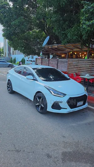 Hyundai Elantra 2013 White