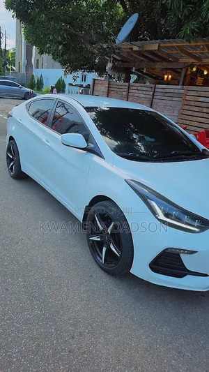 Hyundai Elantra 2013 White