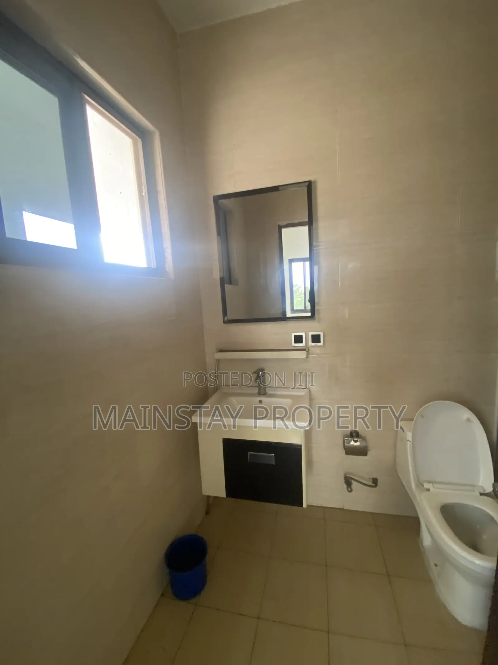 3bdrm Townhouse / Terrace in Mainstay Estates, East Legon for rent