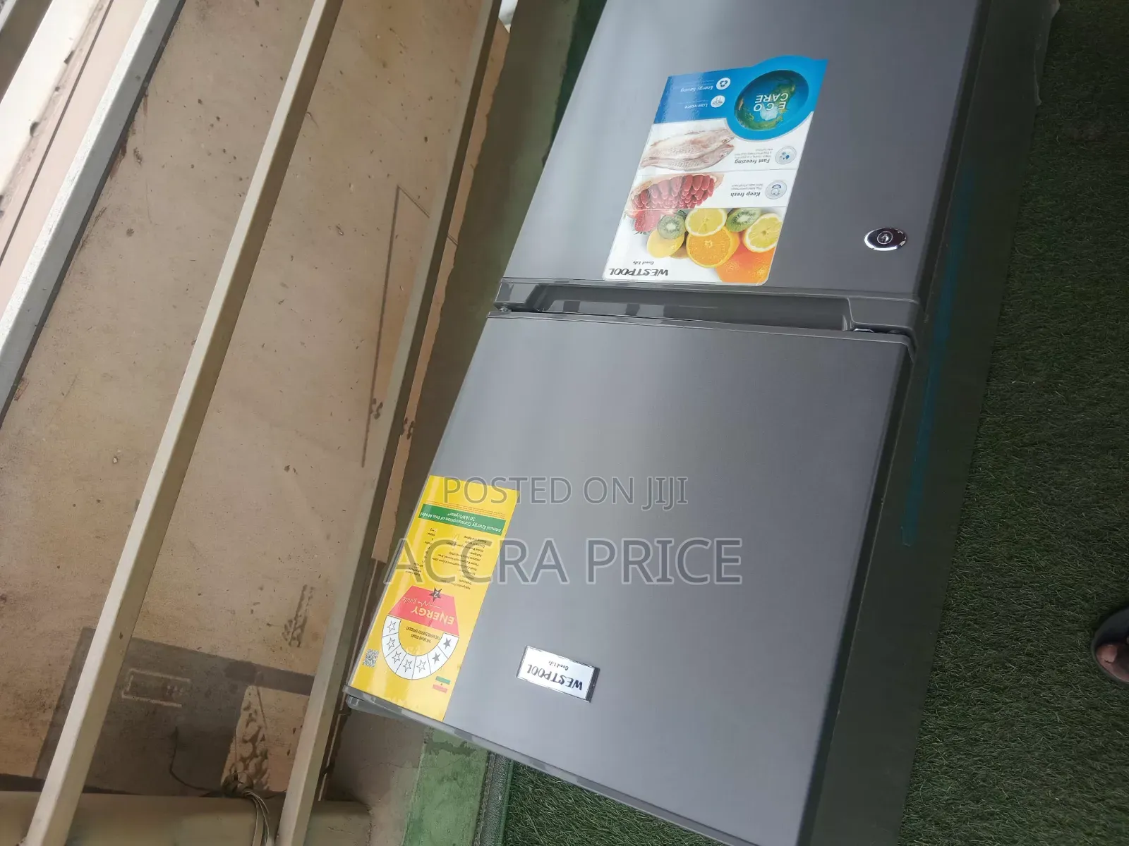 Westpool Modern Grey Refrigerator With Fast Cooling