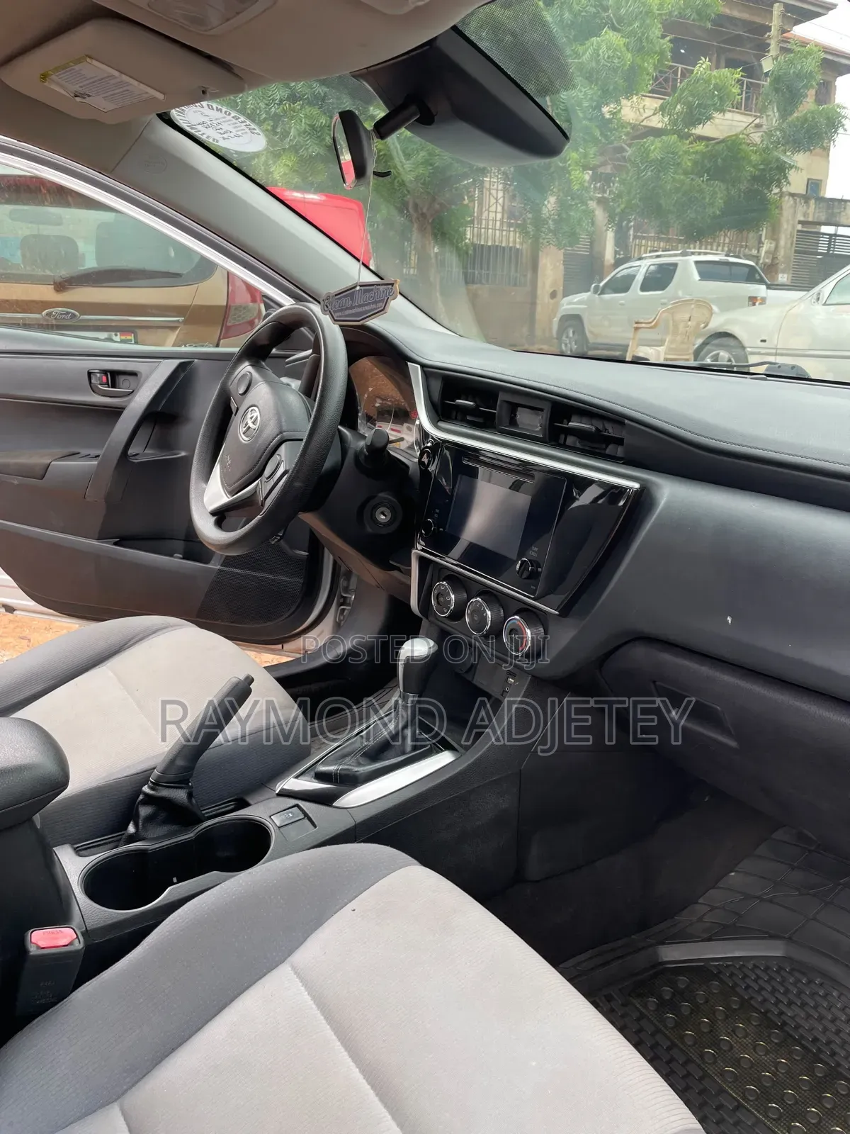 Toyota Corolla 2018 Silver