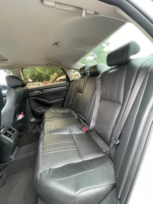 Honda Accord 2018 White