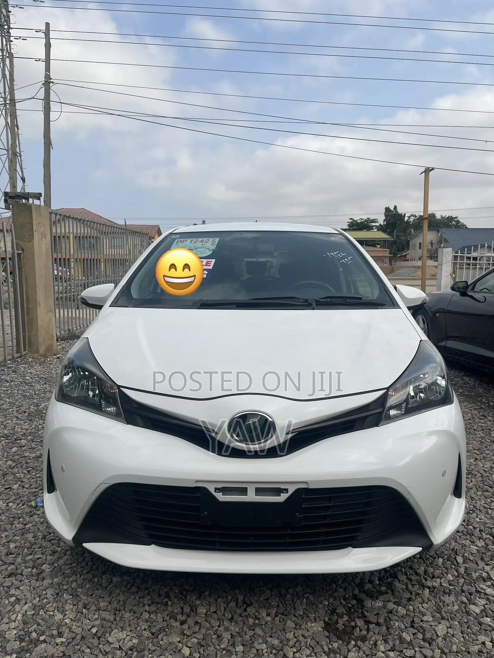 Toyota Vitz 1.5 FWD 5dr 2014 White