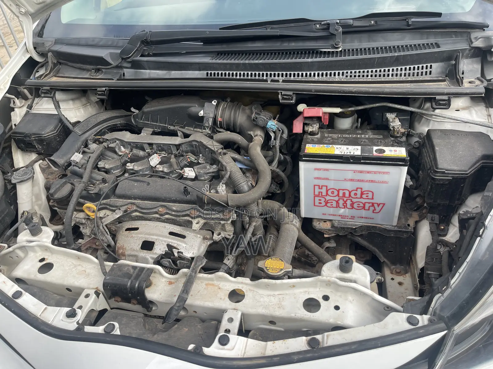 Toyota Vitz 1.5 FWD 5dr 2014 White