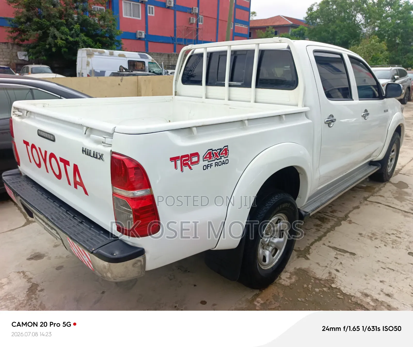 Toyota Hilux 2013 White