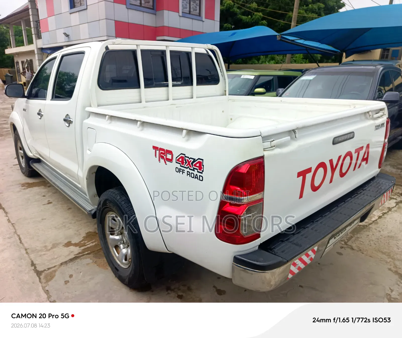 Toyota Hilux 2013 White
