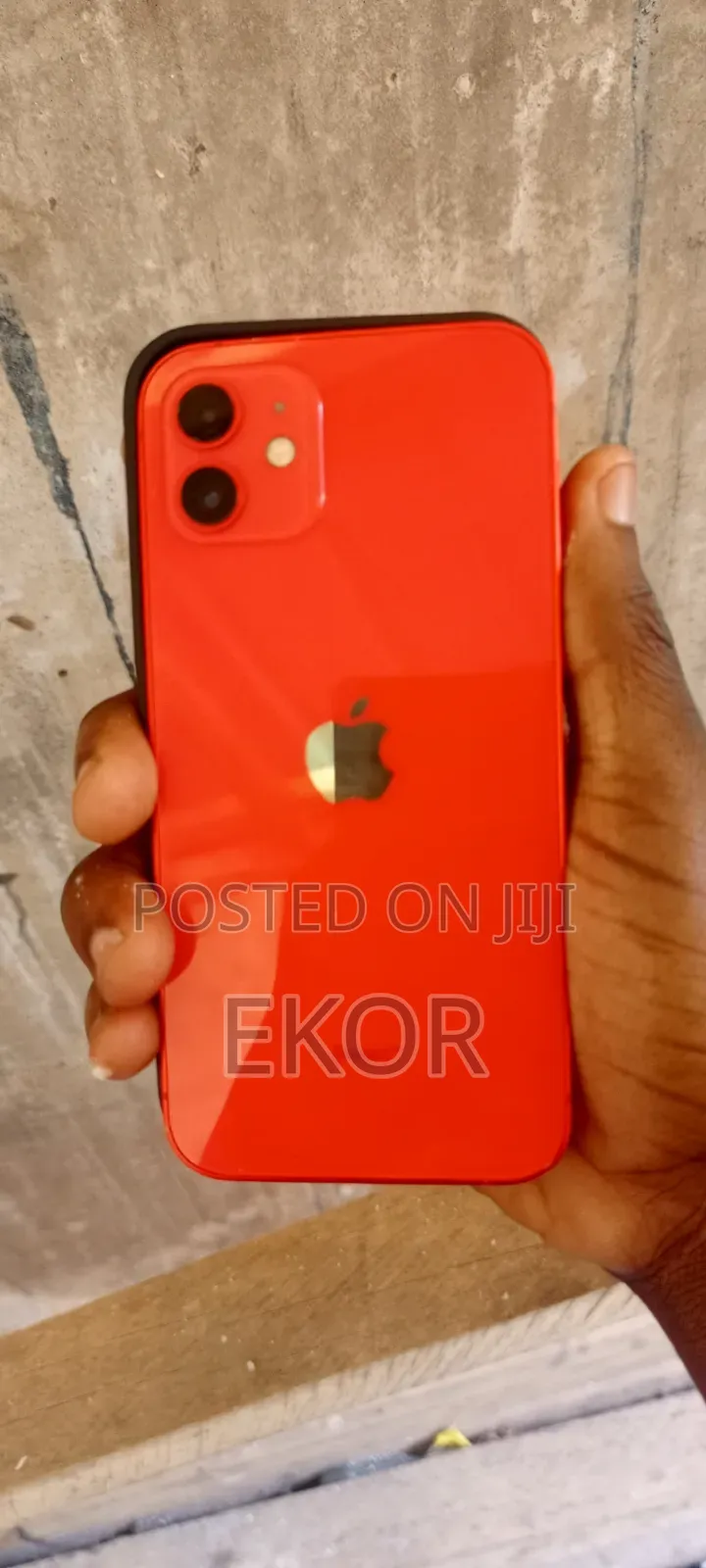 Apple iPhone 12 128 GB Red