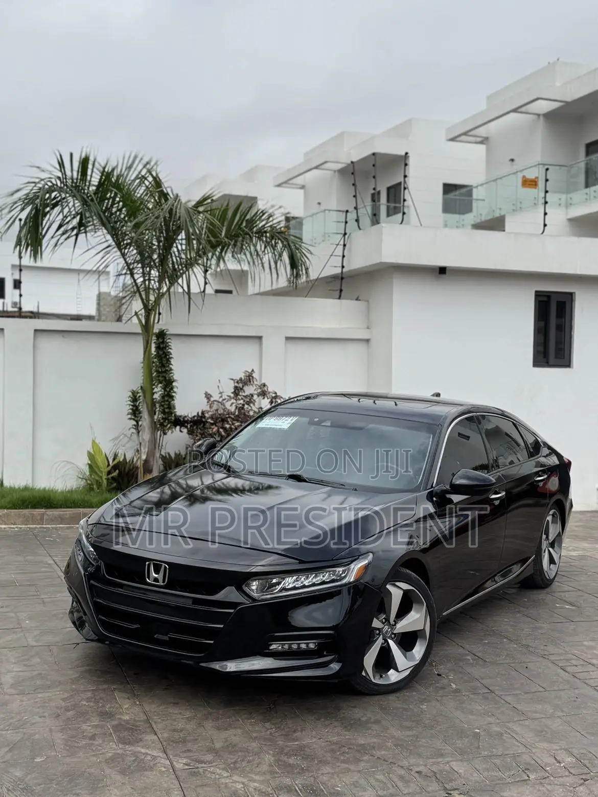 Honda Accord Touring 2.0T 2020 Black