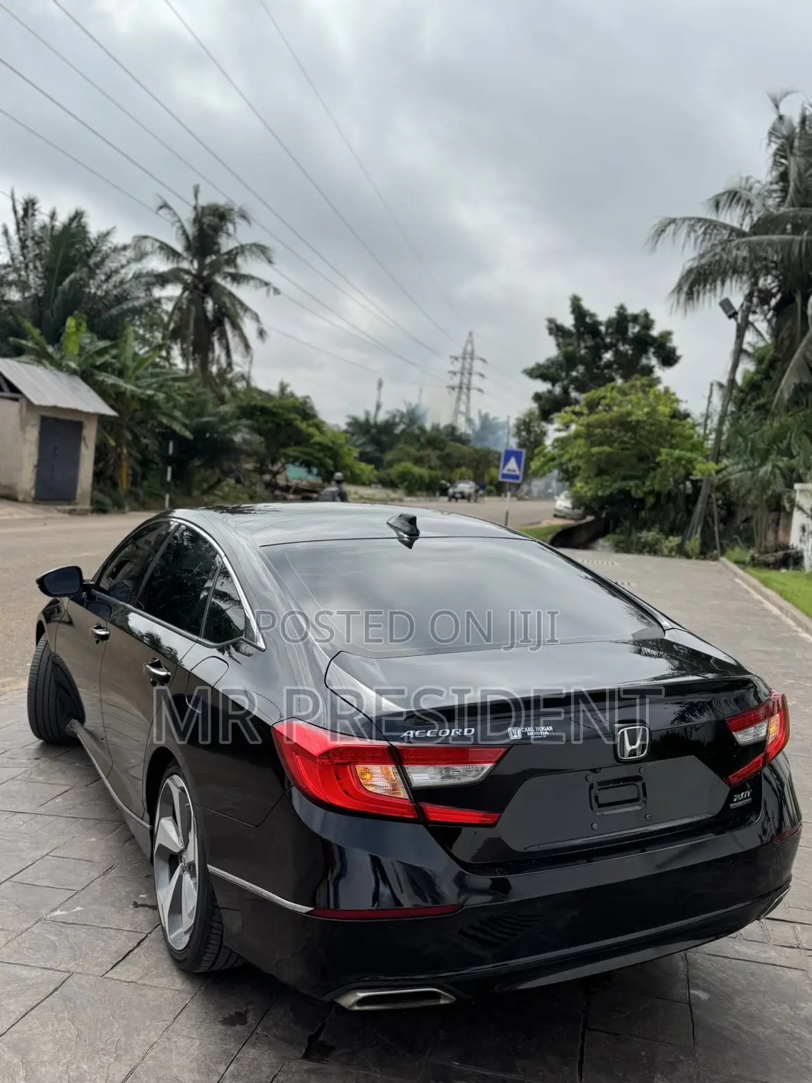 Honda Accord Touring 2.0T 2020 Black