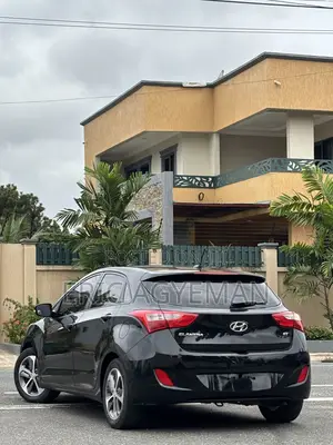 Hyundai Elantra 2016 Black