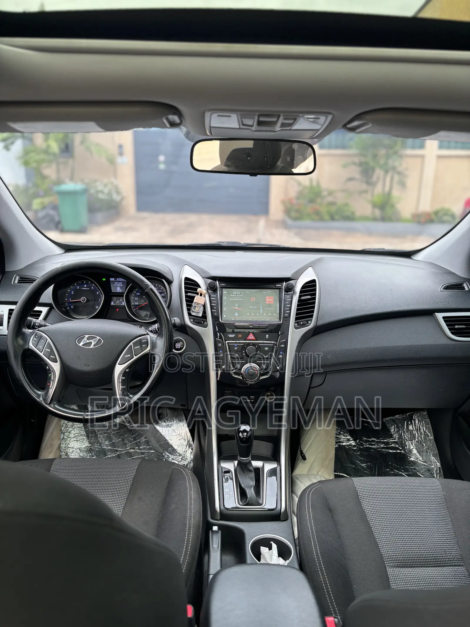 Hyundai Elantra 2016 Black