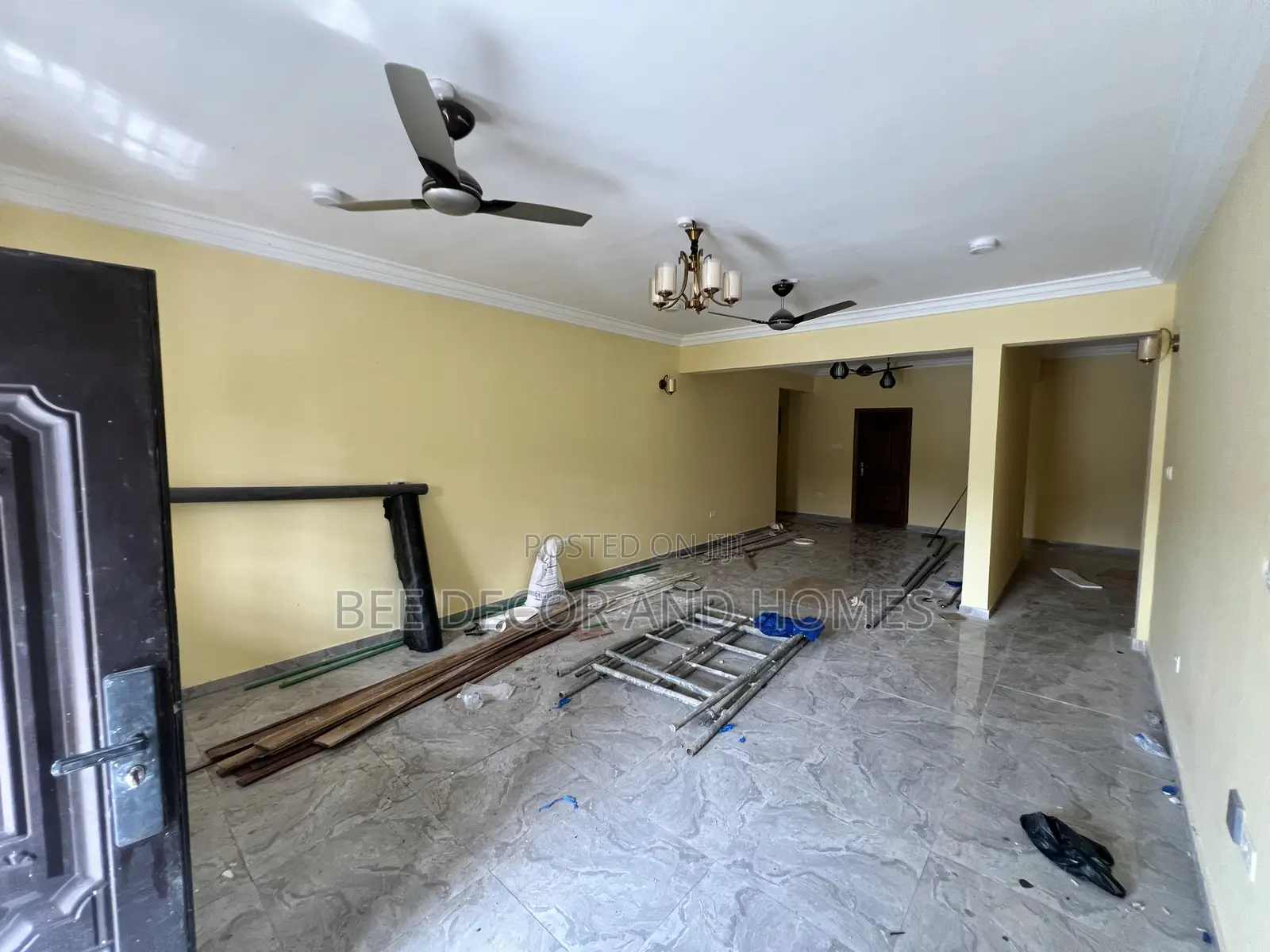 3bdrm Apartment in Bee 🐝 Decor & Homes, Abokobi for rent