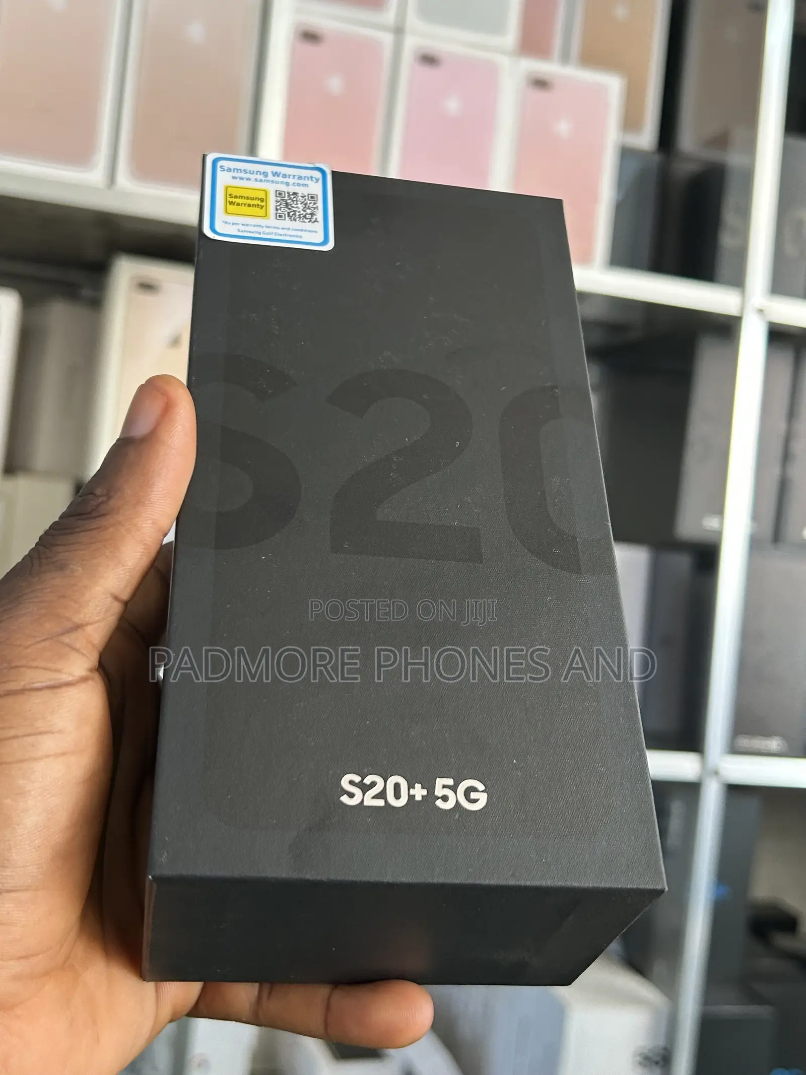 New Samsung Galaxy S20 128 GB Black