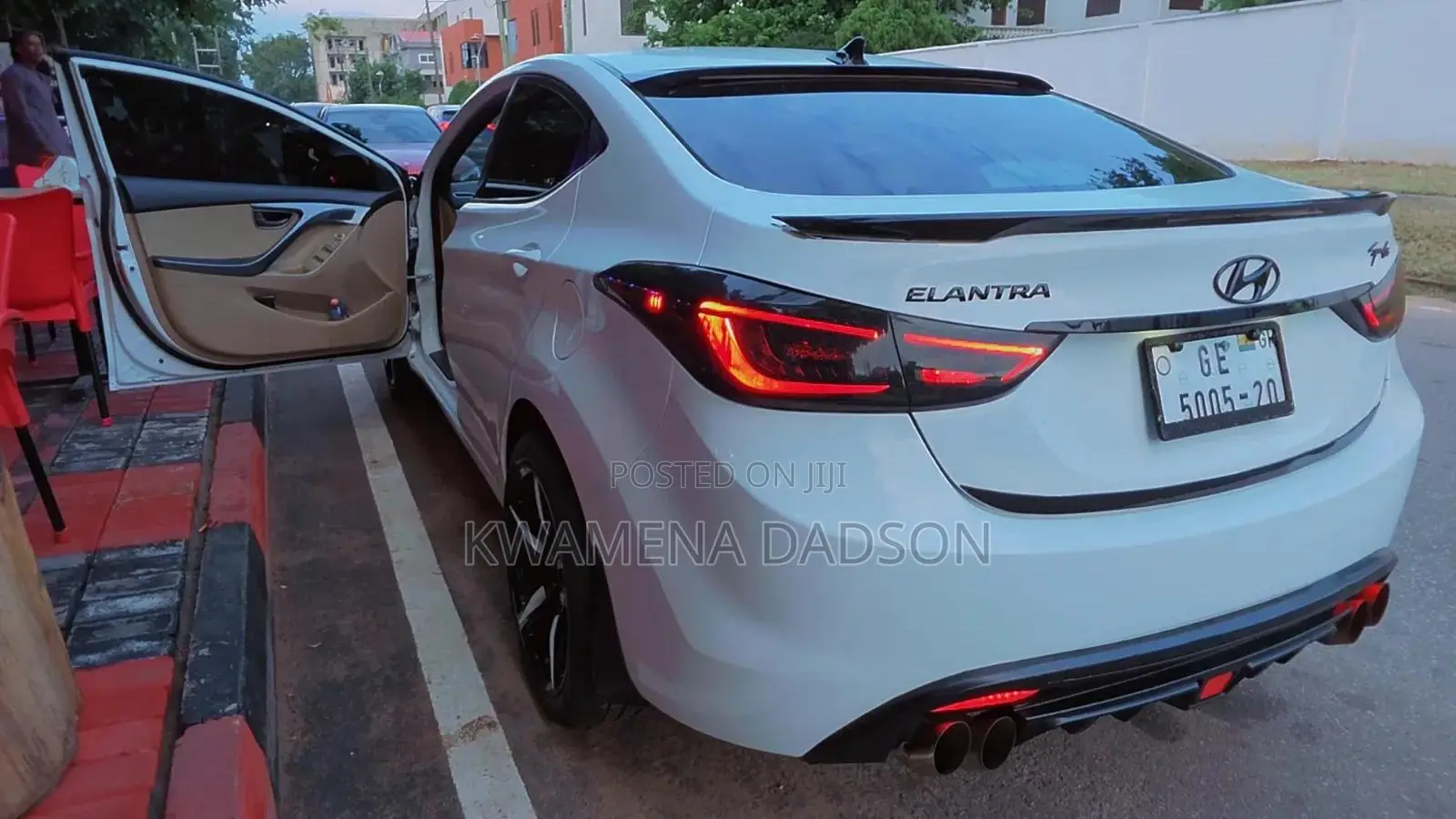 Hyundai Elantra 2013 White