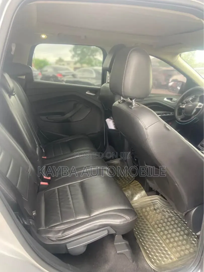 Ford Escape 2016 Gray