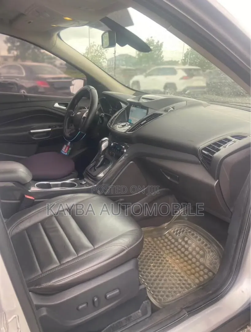Ford Escape 2016 Gray