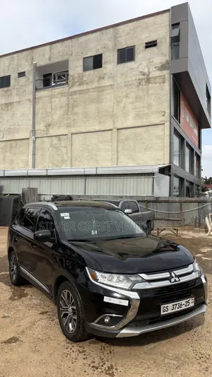 Mitsubishi Outlander 2.4 PHEV AWD 2017 Black