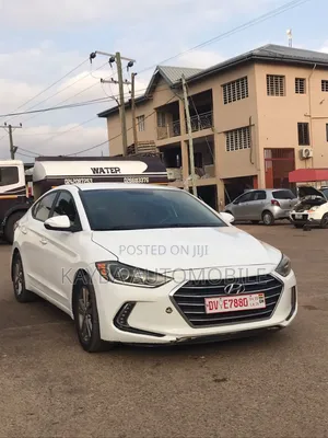 Hyundai Elantra 2017 White