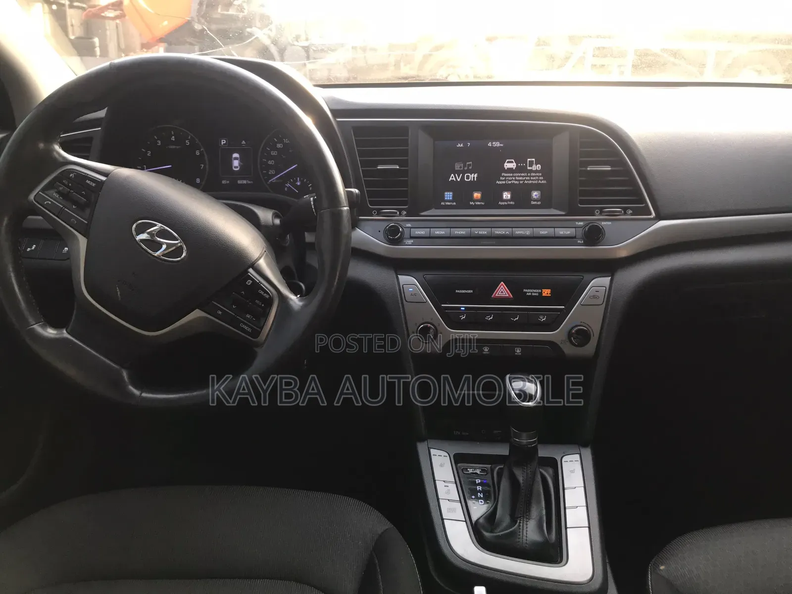 Hyundai Elantra 2017 White
