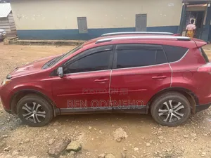 Toyota RAV4 2017 Red