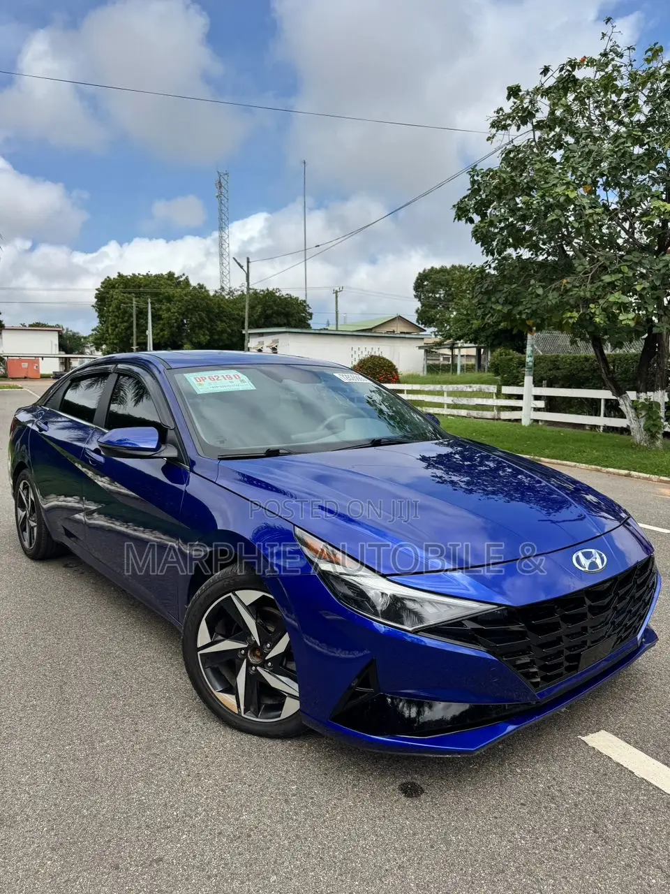 Hyundai Elantra Limited 2022 Blue