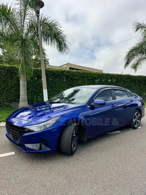 Hyundai Elantra Limited 2022 Blue