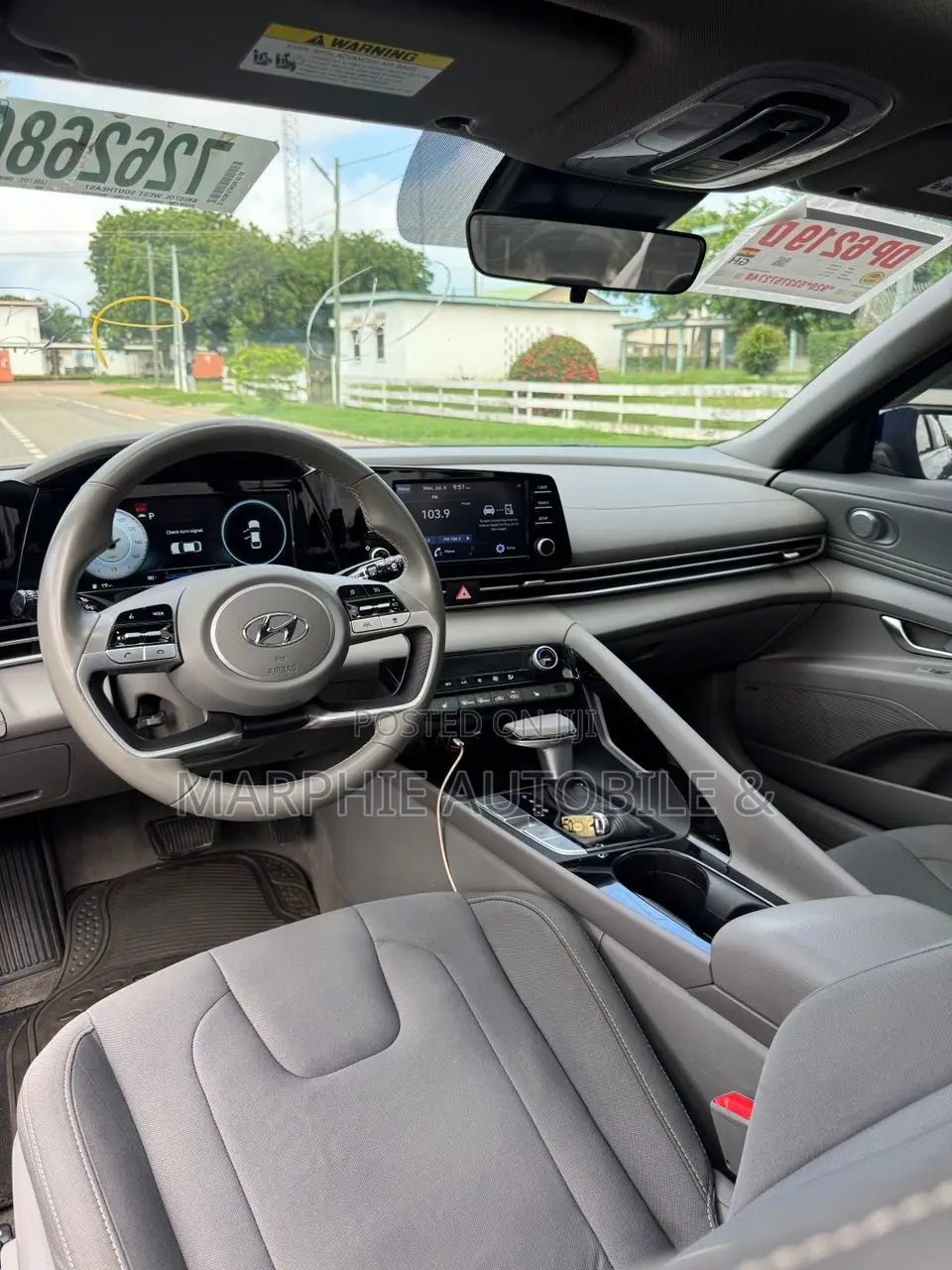 Hyundai Elantra Limited 2022 Blue