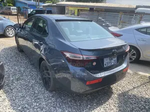 Toyota Corolla 2015 Gray