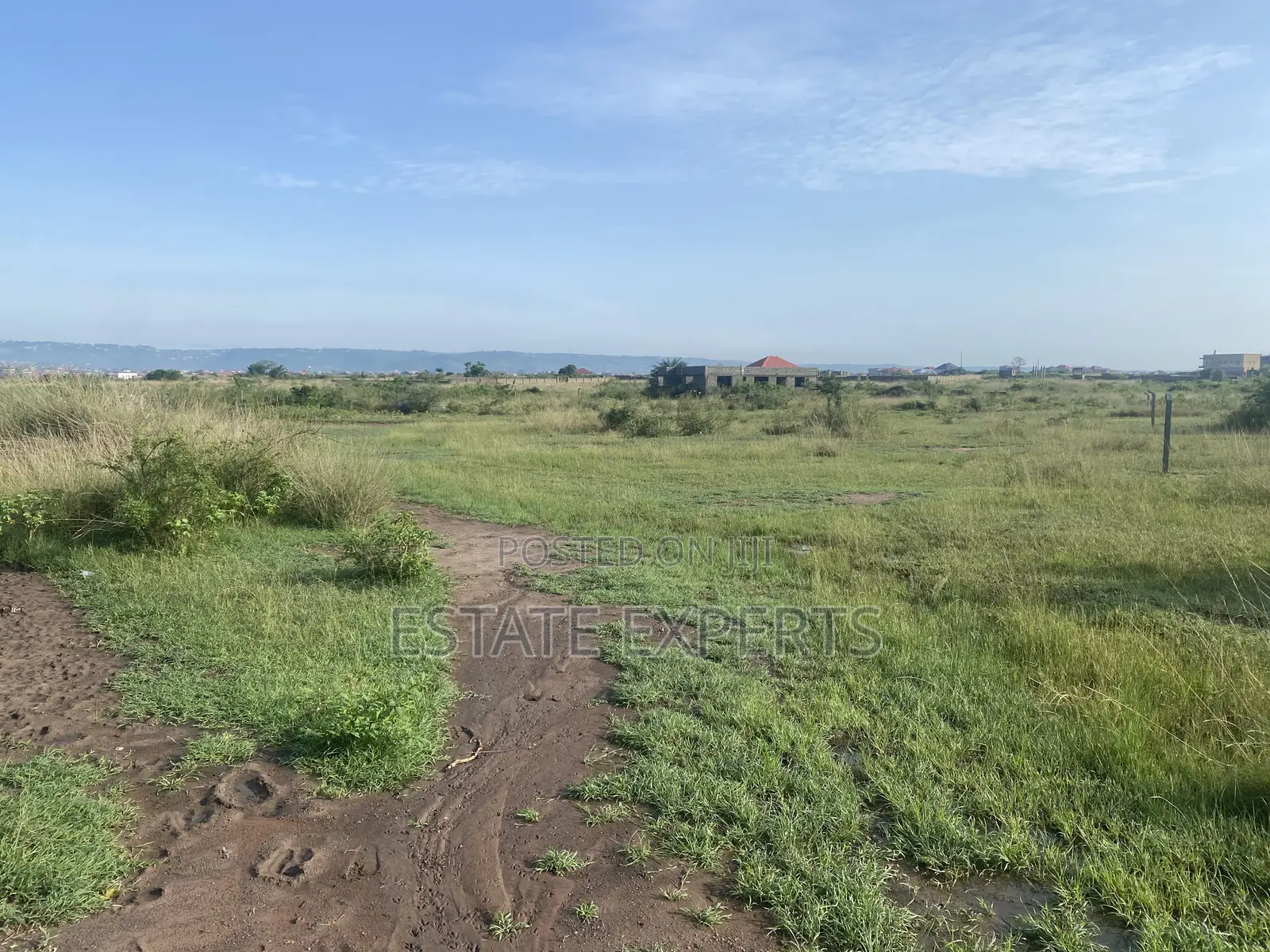 Registered Land With Land Title Certificate Located in Katamanso
