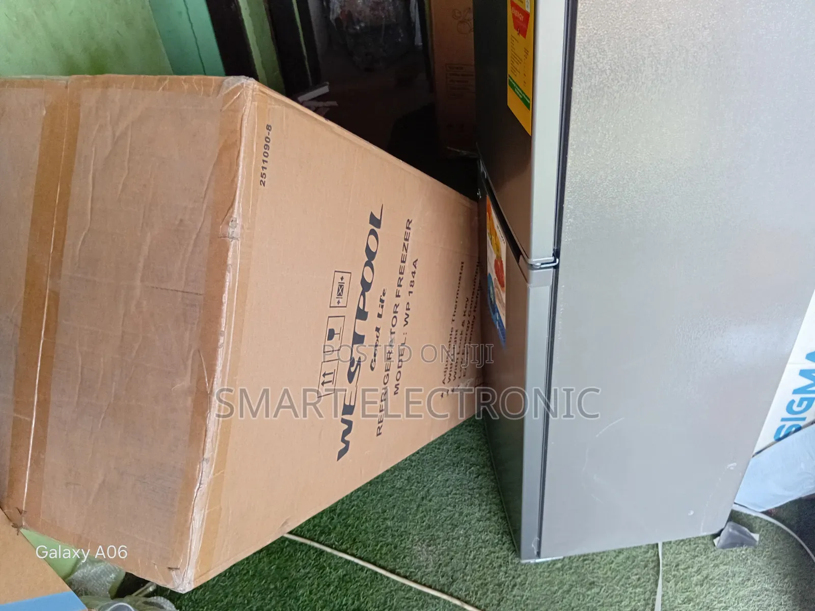 Westpool Energy Saving Refrigerator – 136 Litres