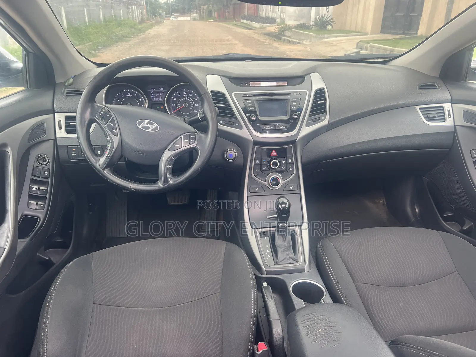 Hyundai Elantra 2016 Silver