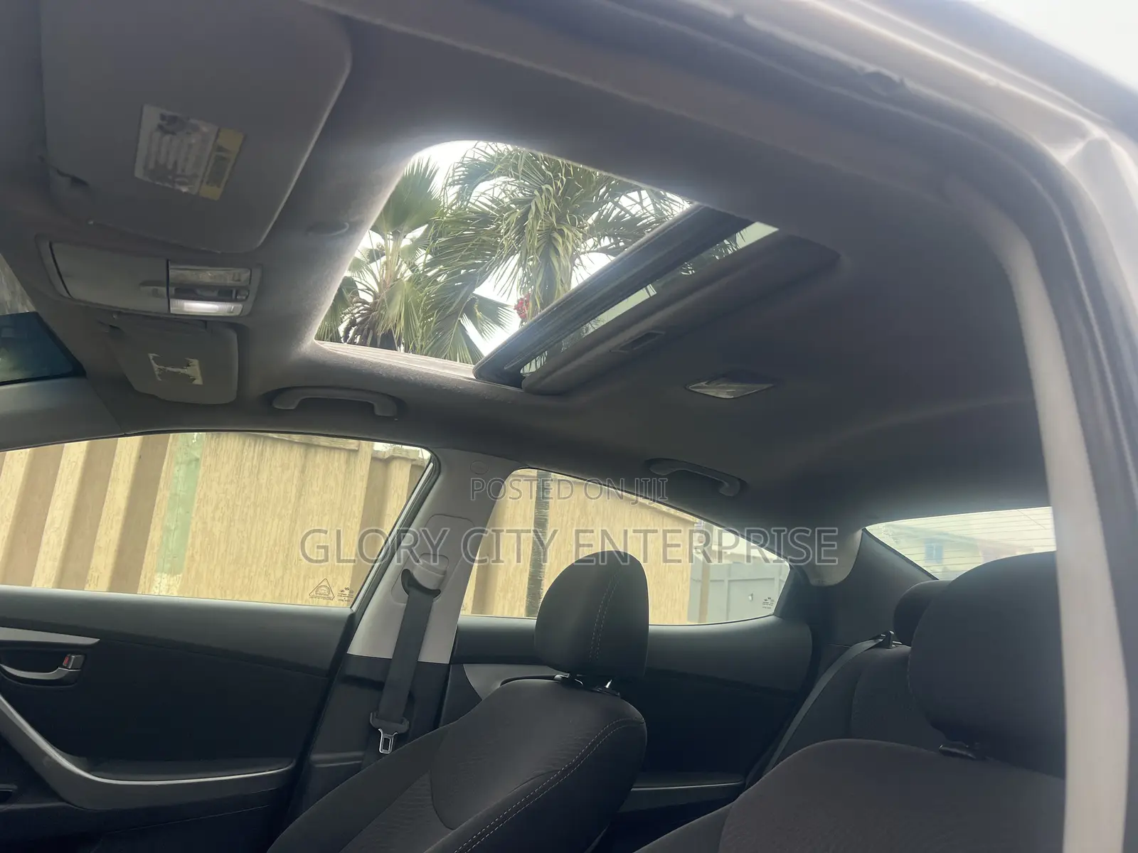 Hyundai Elantra 2016 Silver