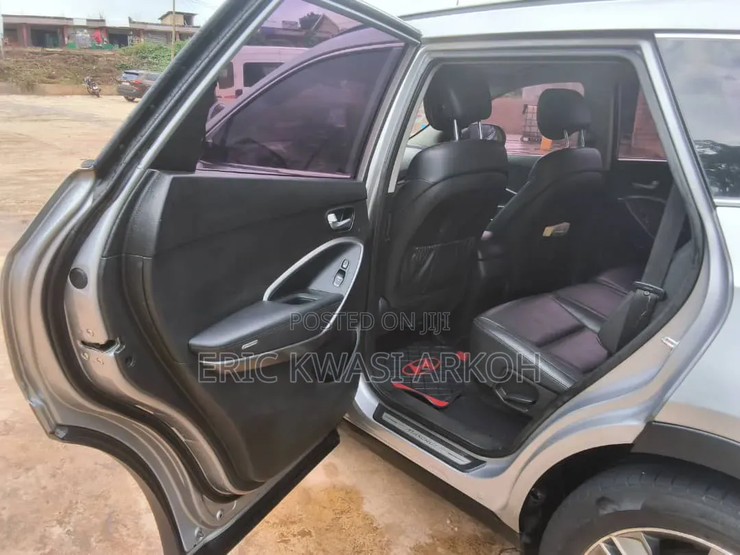 Hyundai Santa Fe 2015 Silver