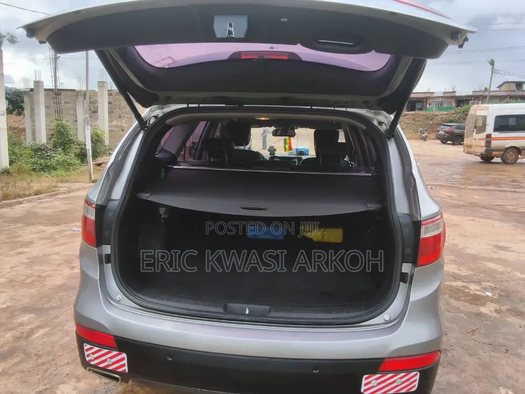 Hyundai Santa Fe 2015 Silver