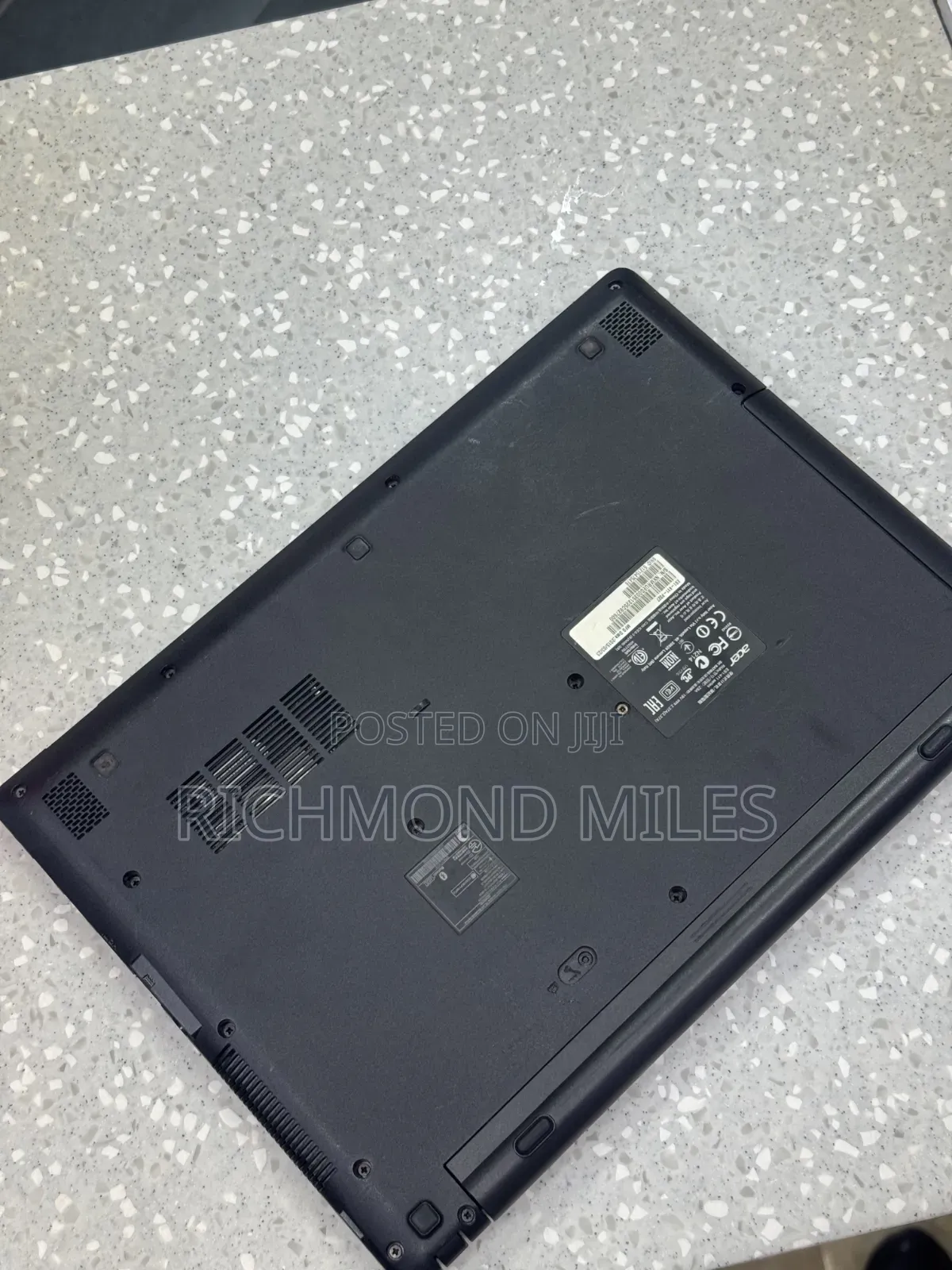 Laptop Acer Aspire E1-410 8GB Intel Pentium HDD 500GB