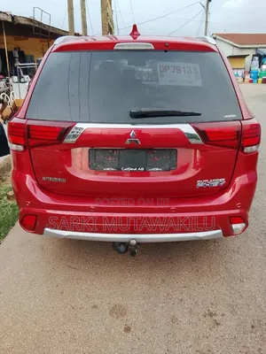 Mitsubishi Outlander 2016 Red