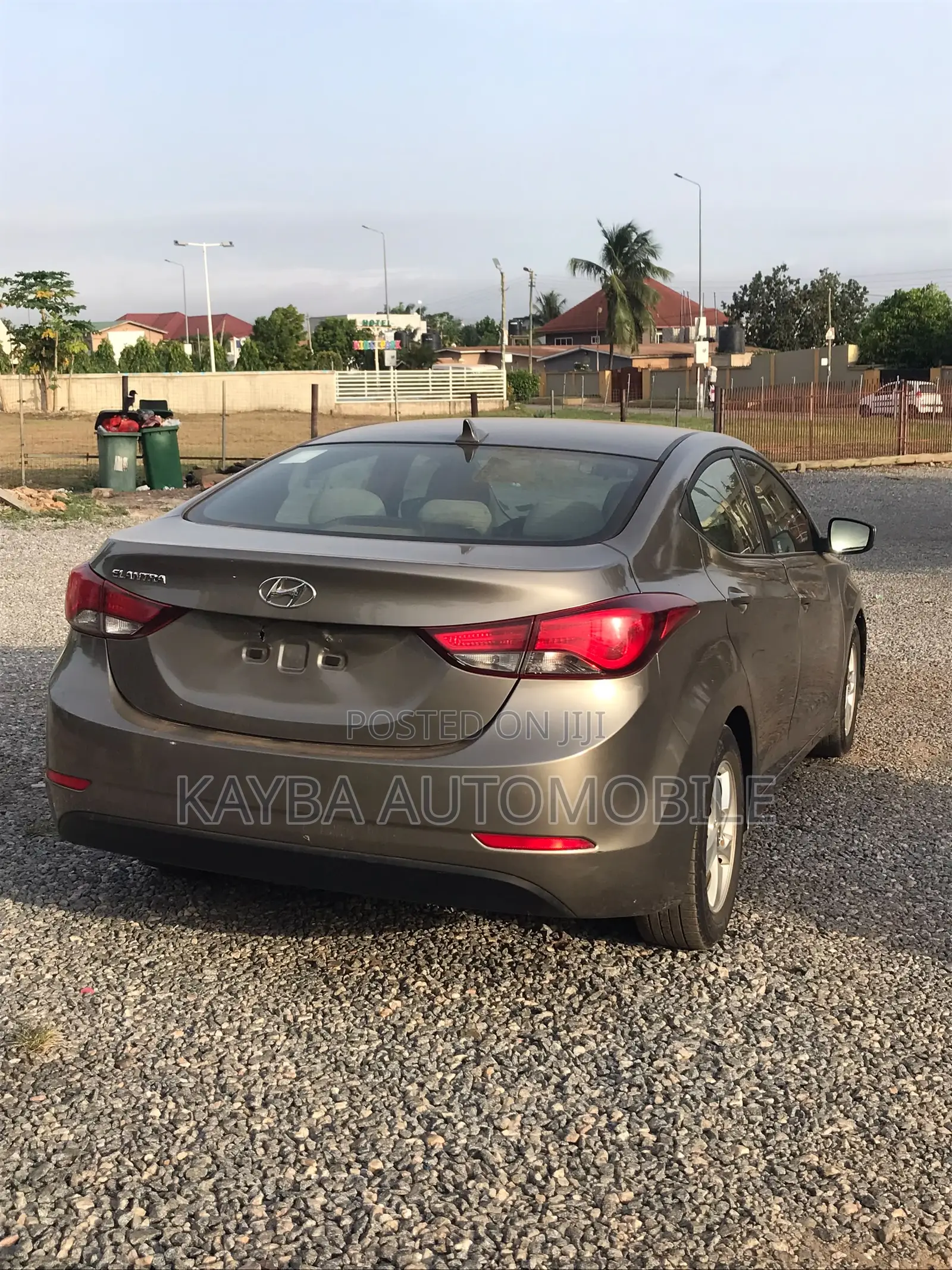Hyundai Elantra 2015 Gold