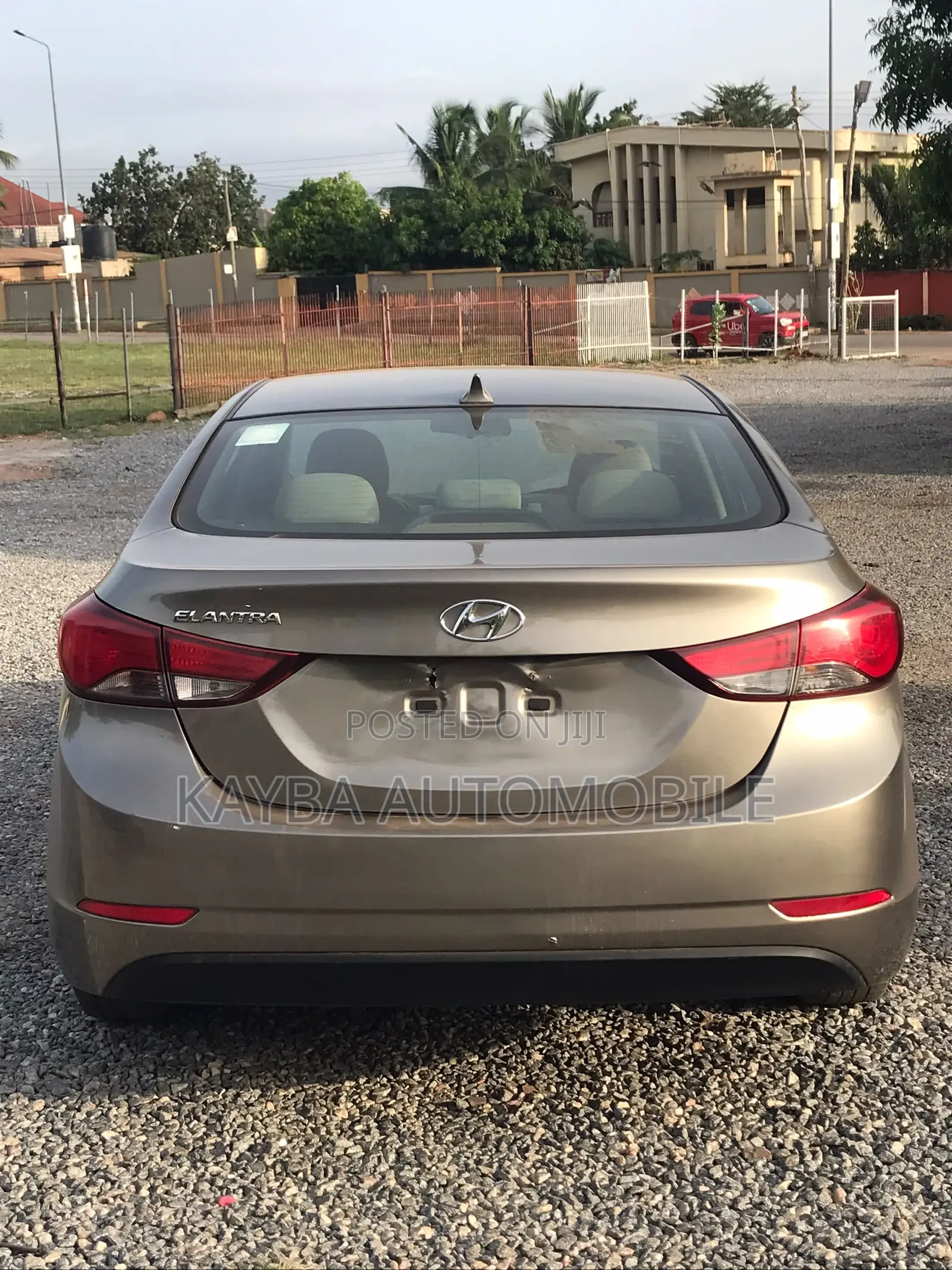Hyundai Elantra 2015 Gold