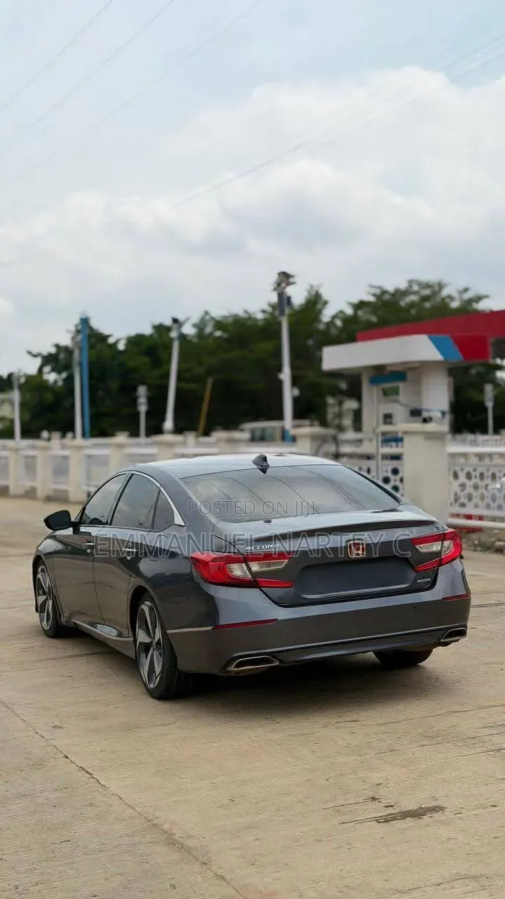 Honda Accord 2019 Gray