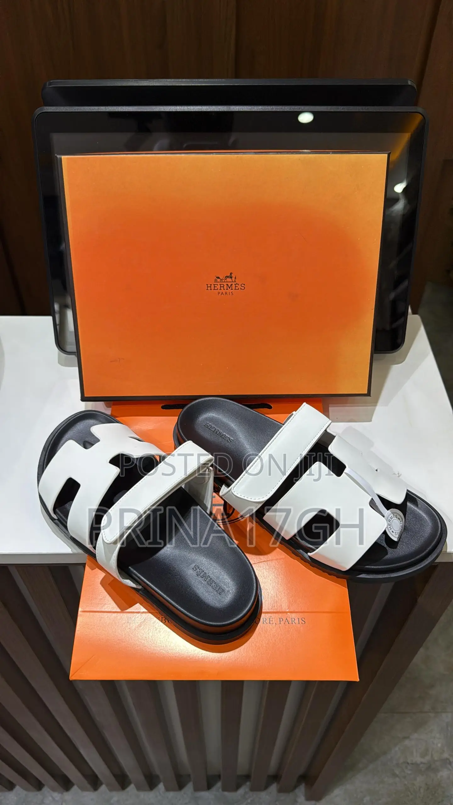 Ladies Hermes Slippers / Sandals