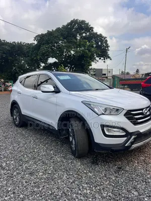 Hyundai Santa Fe Limited w/Saddle Interior 4dr SUV AWD (3.3L 6cyl 6A)