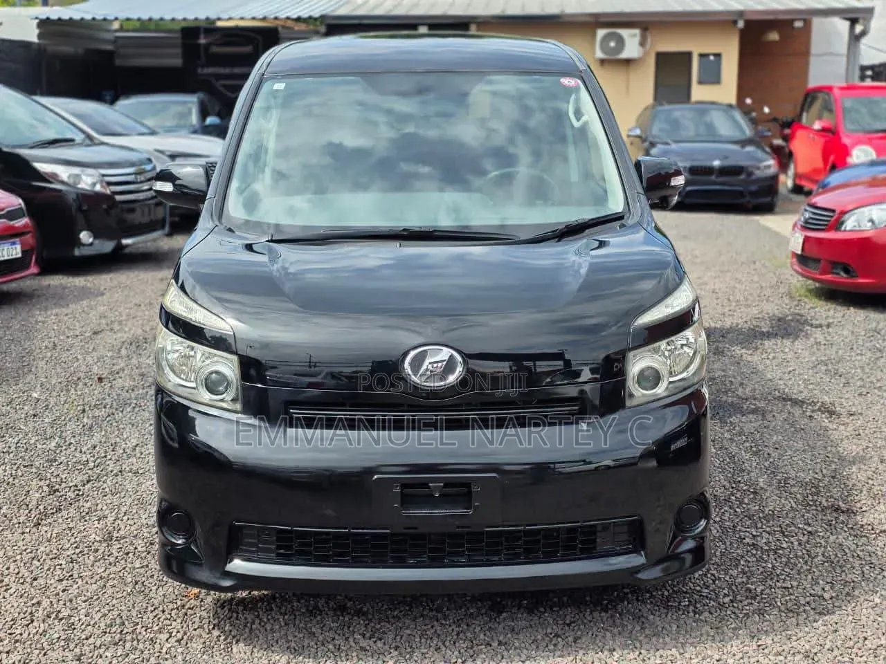 Toyota Voxy 2010 Black