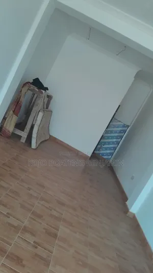 Shop for Rent in Adenta Oyarifa Road