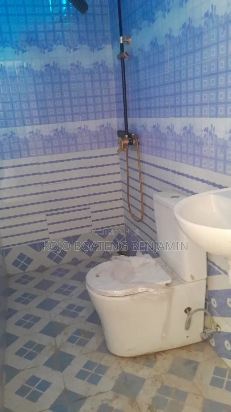 Shop for Rent in Adenta Oyarifa Road
