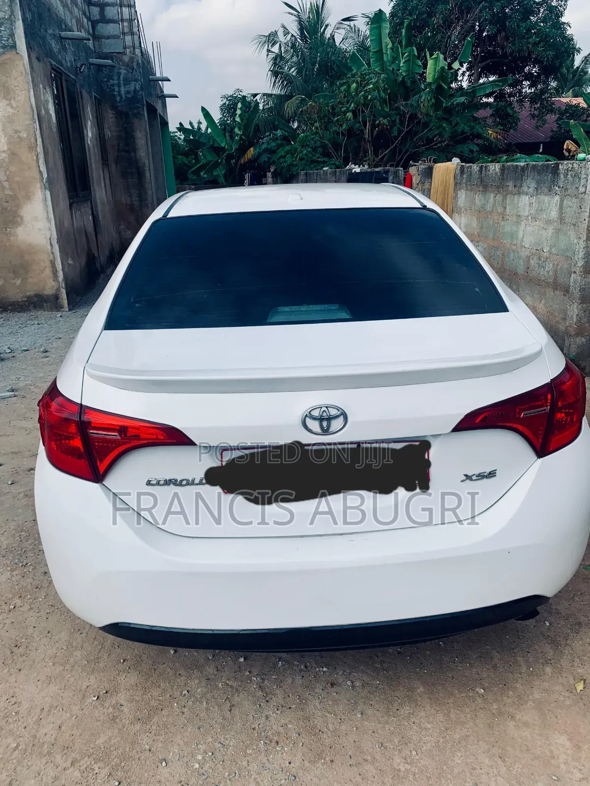 Toyota Corolla XSE 4dr Sedan (1.8L 4cyl CVT) 2017 White