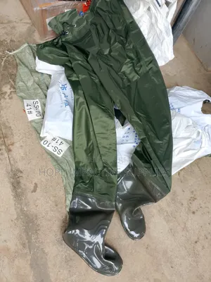 High Quality Wading Pant/Fishing Wellington Boot/Bib Wellington Boot.